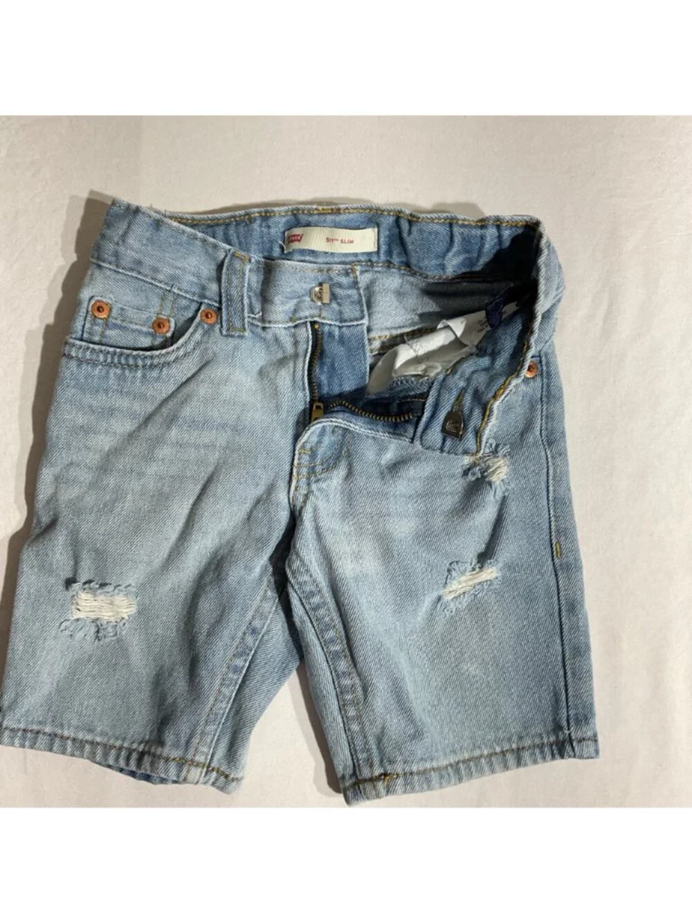 Levis Kids Distressed Light Blue Slim Denim Shorts Adjustable Waist size 5 and 6